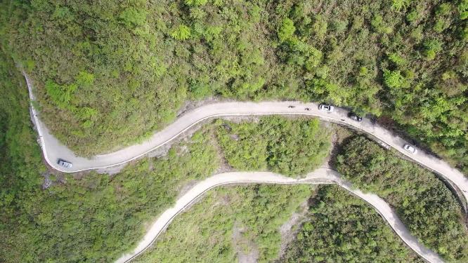 航拍高山盘山公路