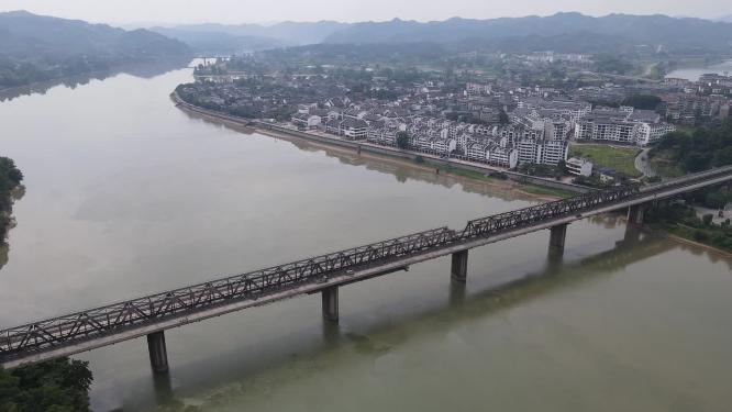 航拍跨江铁路大桥