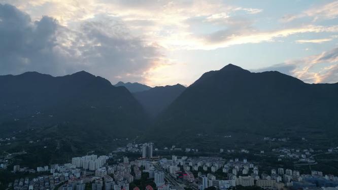 航拍湖北宜昌兴山县高山自然风光