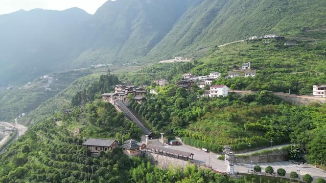 航拍湖北宜昌兴山县高山自然风光