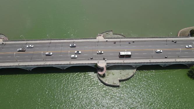 航拍湖北鄂州凤凰路