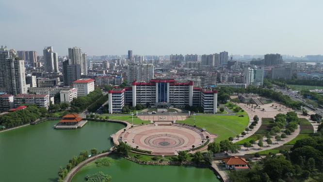 航拍湖北鄂州市凤凰广场凤凰台