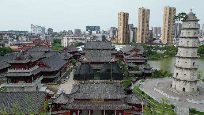 航拍湖北黄冈安国寺景区古建筑