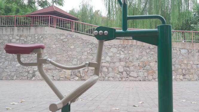 全民健身器材