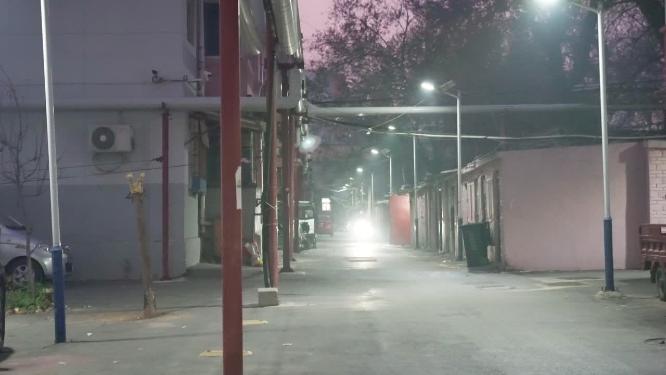 老旧小区街道夜景实拍