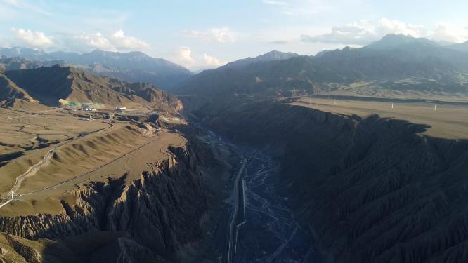 新疆奎屯独山子大峡谷