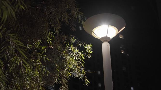 夜晚小区路灯
