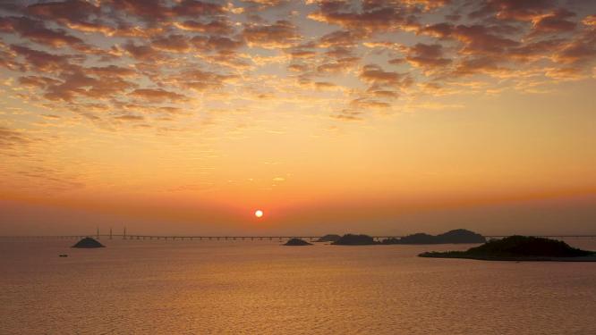 珠海建筑爱情邮局的红太阳