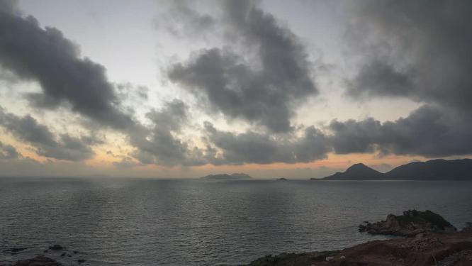 海边早霞东澳岛