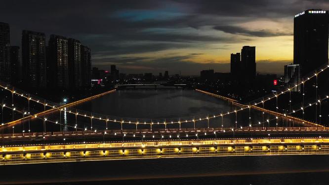航拍穿越南平二桥夜景