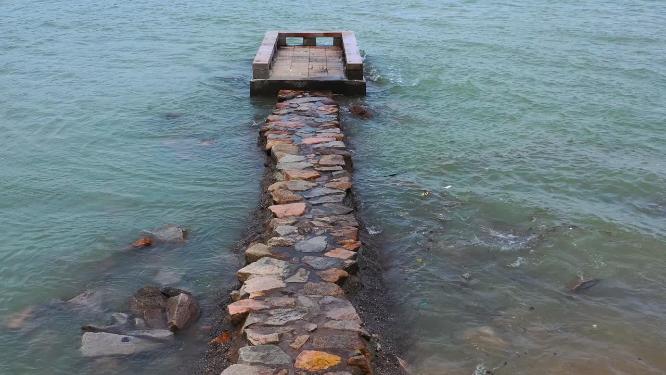 海边钓鱼台