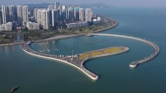 格力海岸圆形港湾建筑