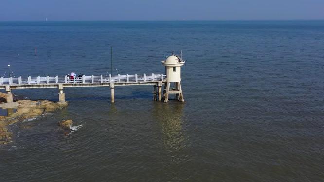 琪澳岛海边灯塔