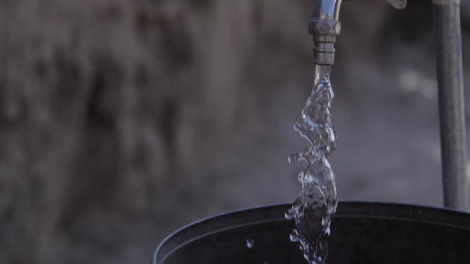 4K水龙头刷卡取水