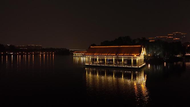 西安曲江池遗址公园航拍曲江南湖公园夜景