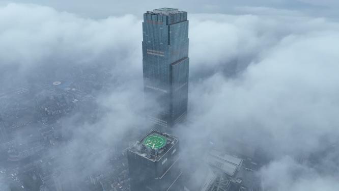 长沙国金中心雨后云海