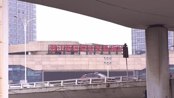 城市上下班车辆行驶交通