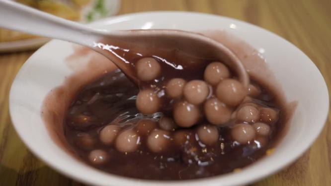 赤豆糊小圆子