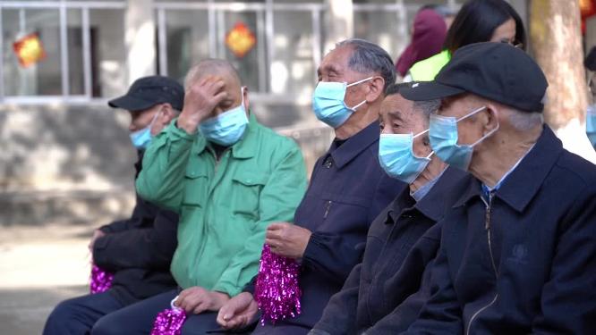 志愿者 学雷锋活动 关爱老人 探望福利院