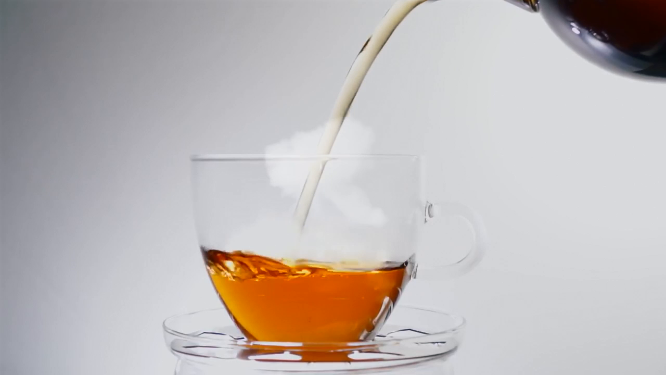 倒茶 茶道 倒茶的镜头视频 