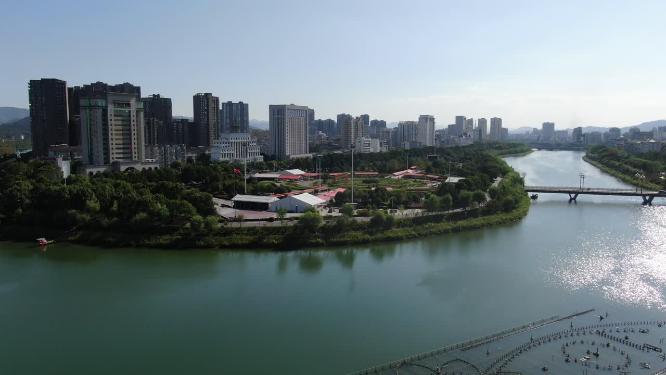 航拍湖北咸宁人民广场
