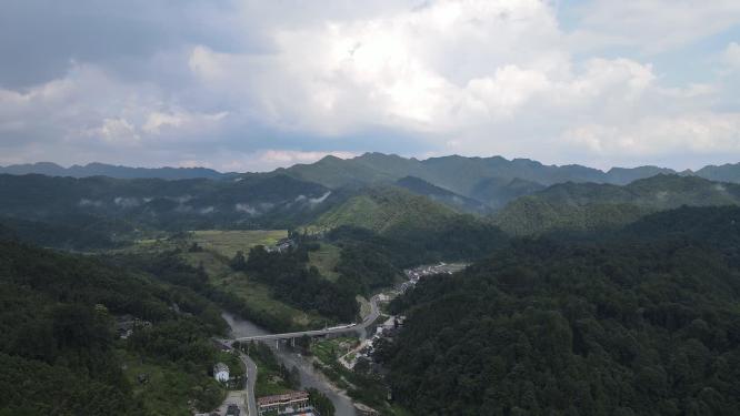 航拍贵州连绵起伏山川丘陵