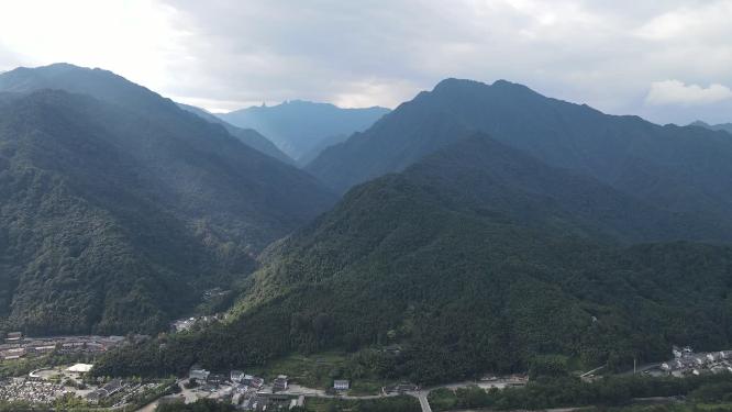 航拍贵州梵净山大景山川
