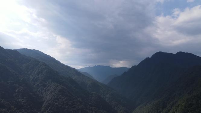 航拍贵州梵净山
