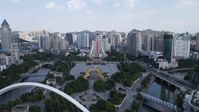 航拍贵阳筑城广场民族博物馆