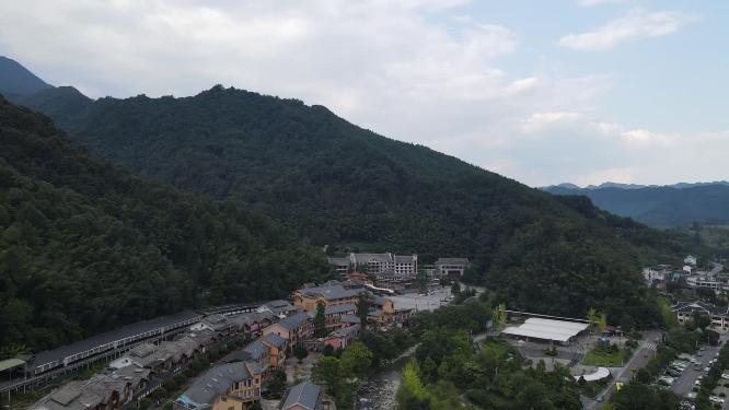 航拍贵州连绵起伏山川丘陵