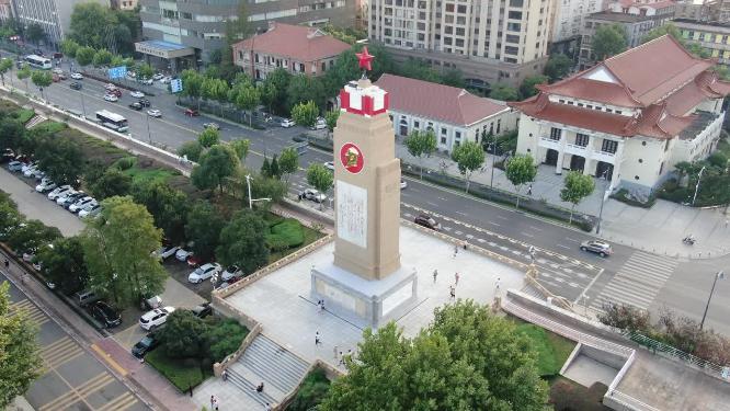 航拍武汉抗洪纪念碑