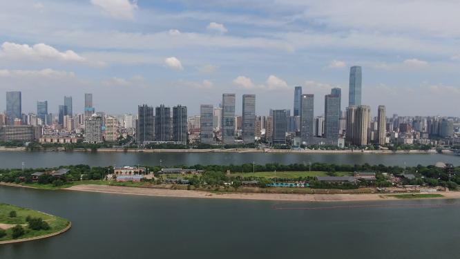 航拍湖南长沙城市天际线