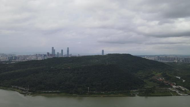 航拍南宁青秀山5A景区