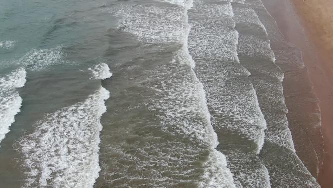 航拍大海海浪
