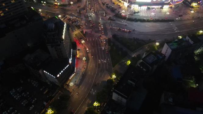 航拍城市夜景交通