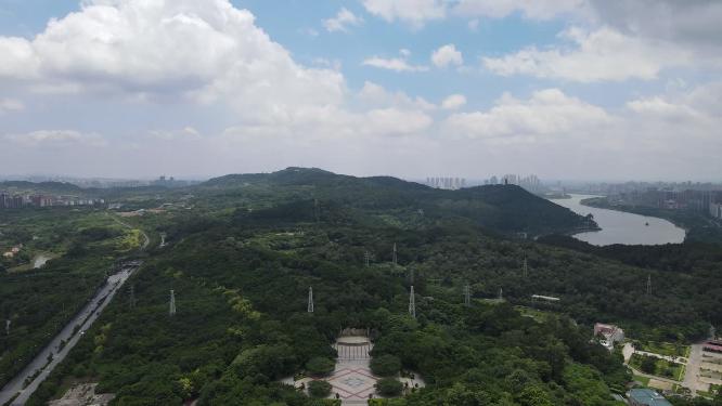 航拍南宁青秀山5A景区