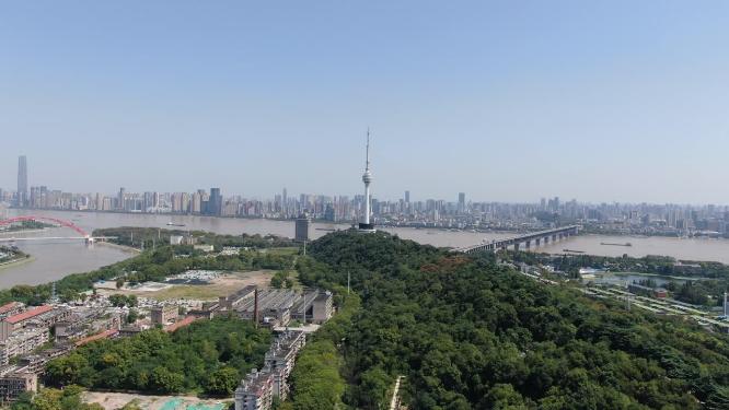 航拍武汉龟山公园电视塔