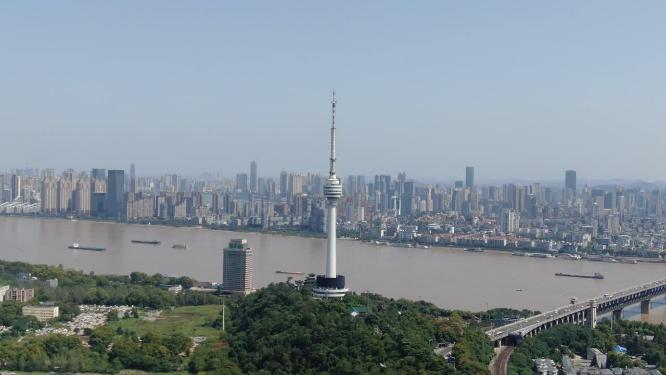 航拍武汉龟山公园电视塔