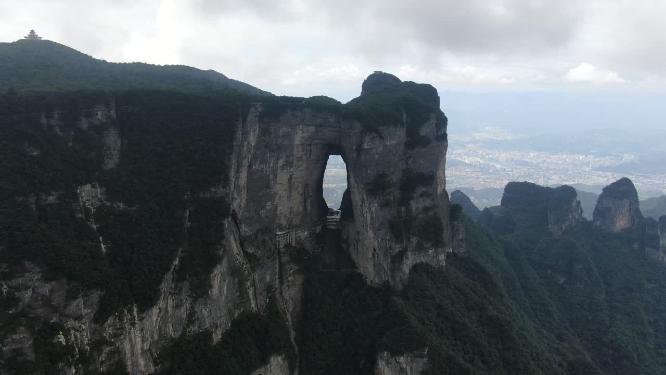 航拍湖南张家界天门山天门洞5A景区