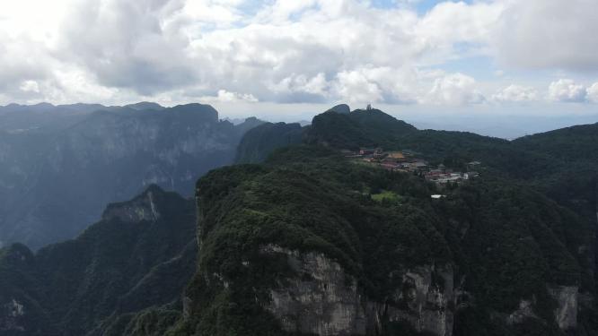 航拍湖南张家界天门山天门洞5A景区