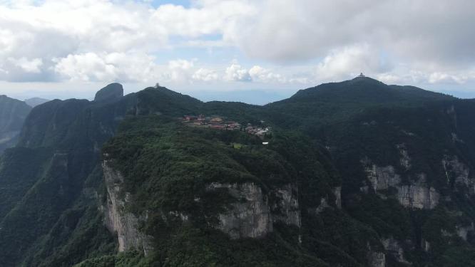 航拍湖南张家界天门山天门洞5A景区