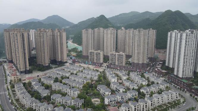 航拍城市高档小区