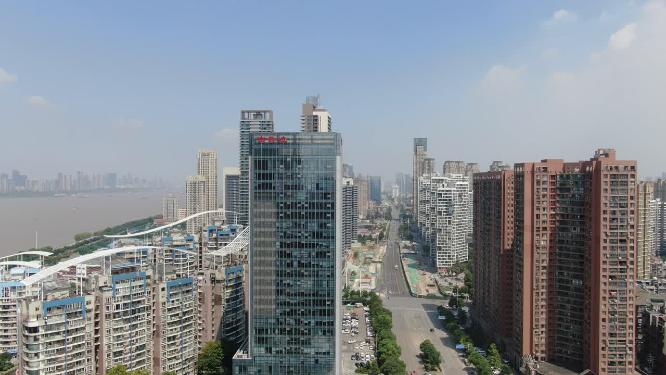 航拍湖北武汉城市商务建筑