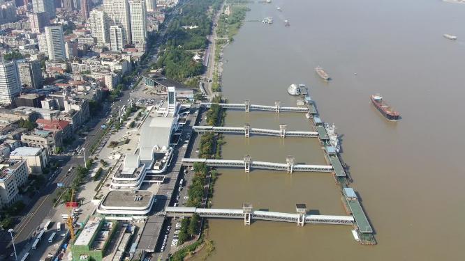 航拍湖北武汉长江江汉关