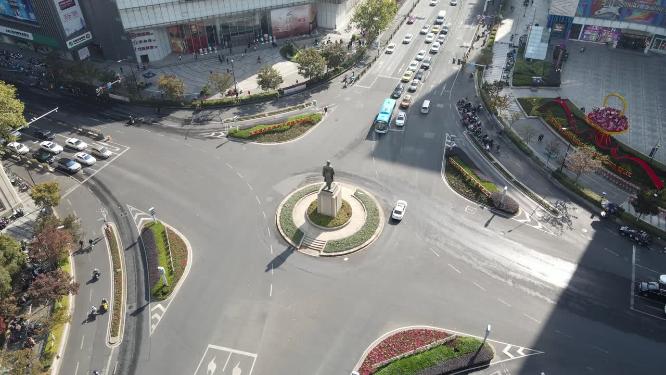 航拍南京新街口孙中山雕像