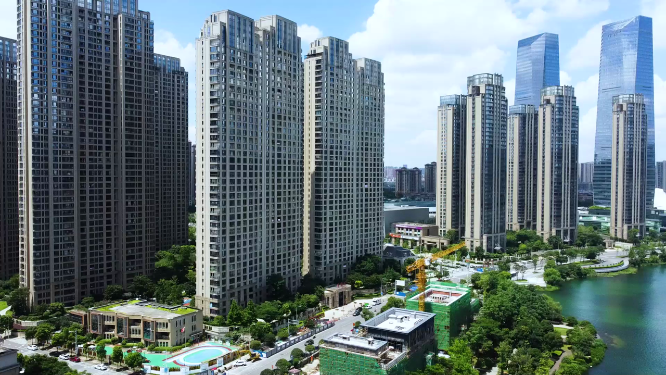 长沙 岳麓区 梅溪湖北岸建筑群航拍